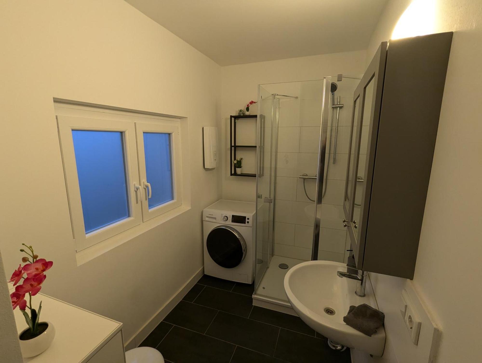 Moderne Im Erdgeschoss Mit Terrasse I Ruhige Umgebung * Bremerhaven