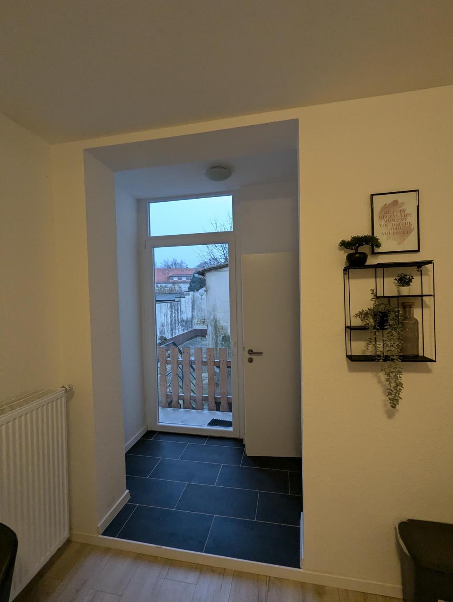 Moderne Im Erdgeschoss Mit Terrasse I Ruhige Umgebung Bremerhaven