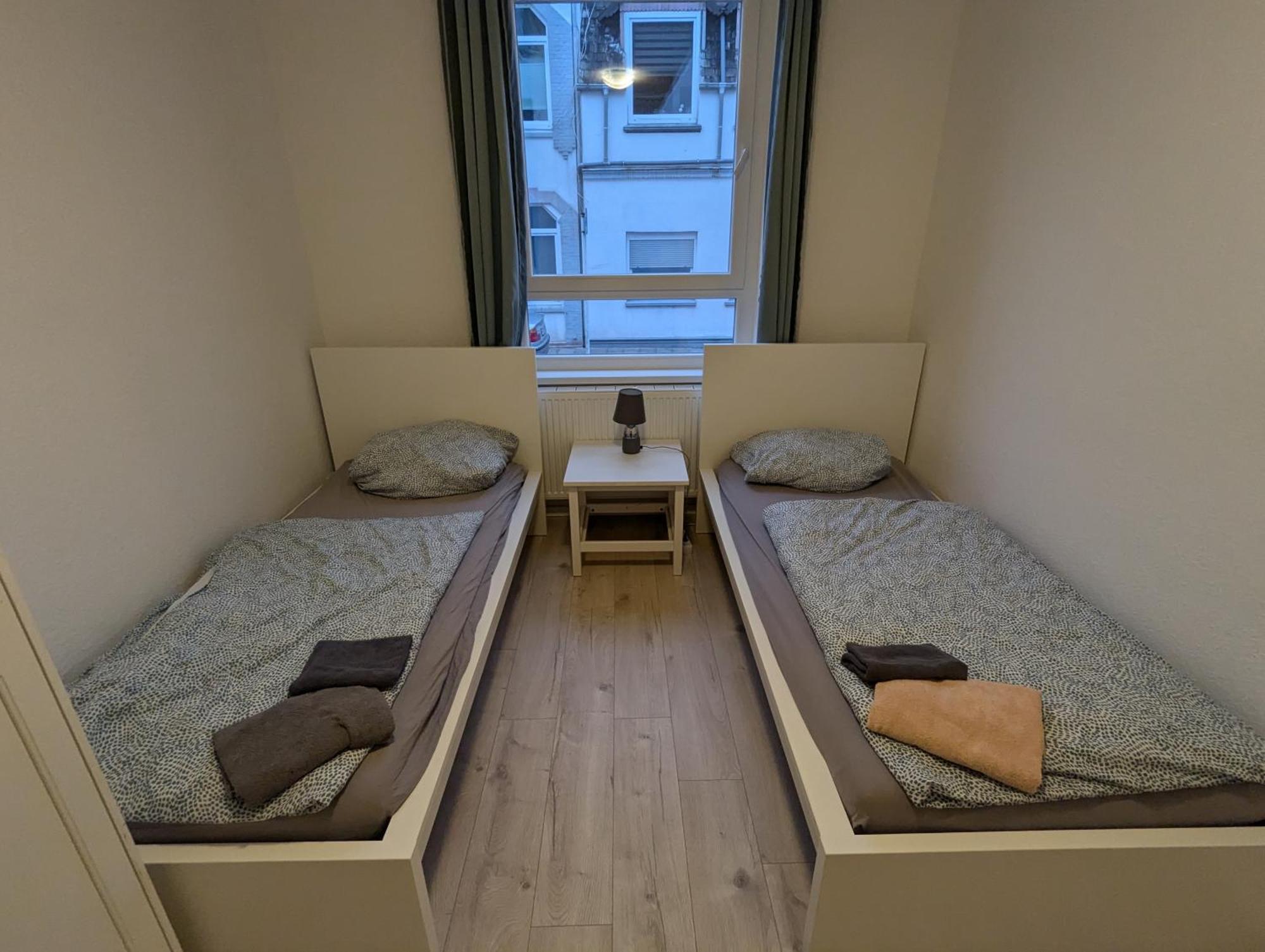 Moderne Im Erdgeschoss Mit Terrasse I Ruhige Umgebung